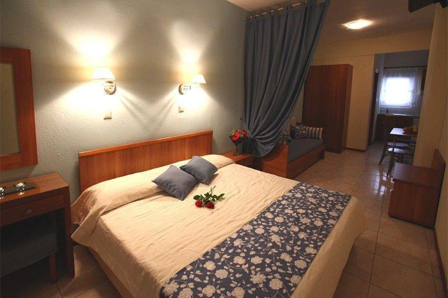 الشقق الفندقية نيكيتيفي  Nikos House المظهر الخارجي الصورة